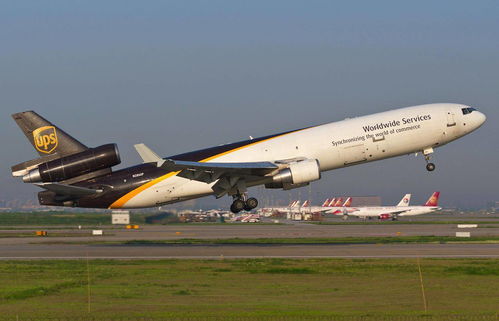 跨境電商旺季發(fā)貨美國 如何選擇合適的物流方式與潤峯物流的優(yōu)勢